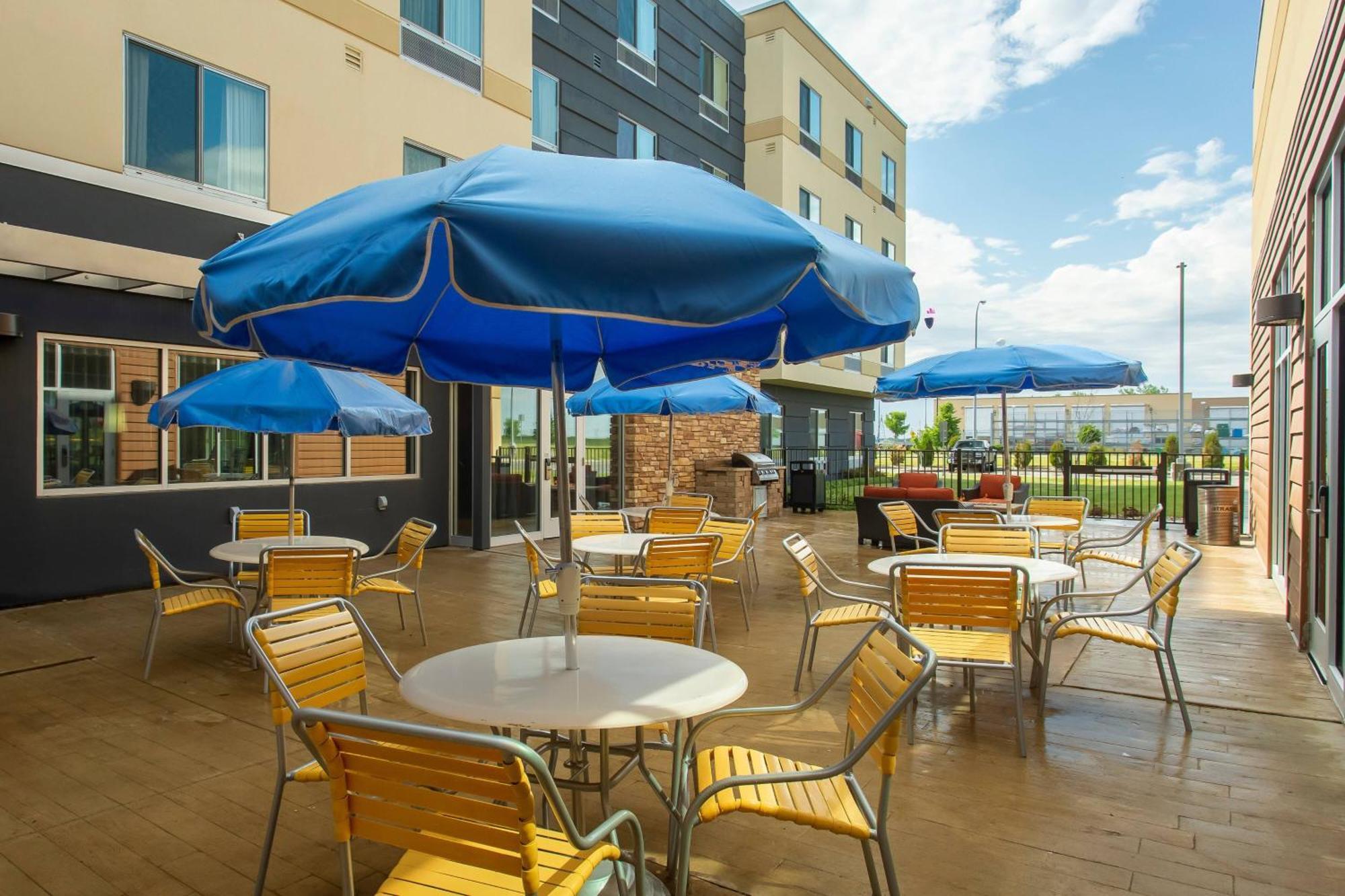 Fairfield Inn & Suites By Marriott Jamestown Exterior foto